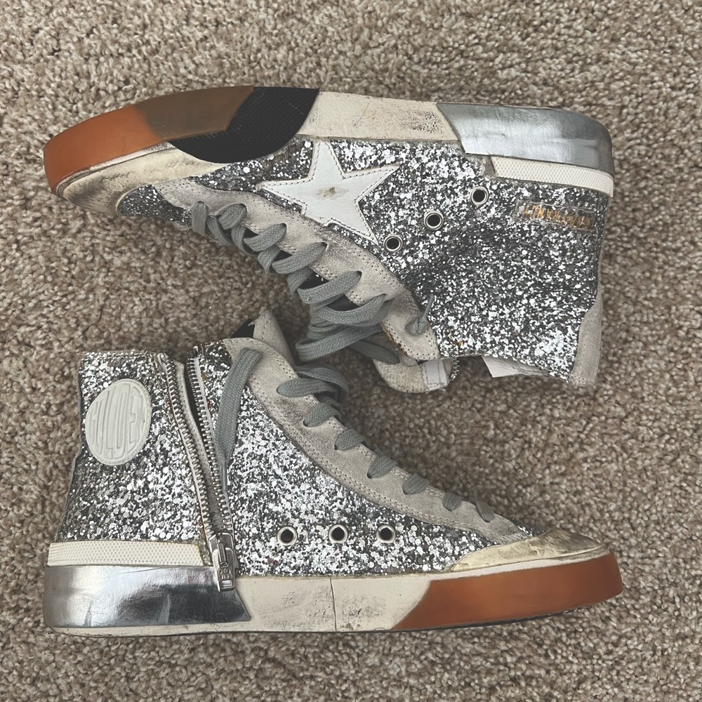 Golden Goose Sneakers